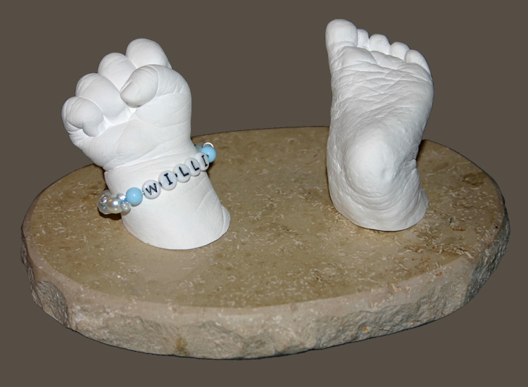 Bellymasks_Hand-Fussabdruck_02_Fussabdruck_Kinder_Maske.jpg
